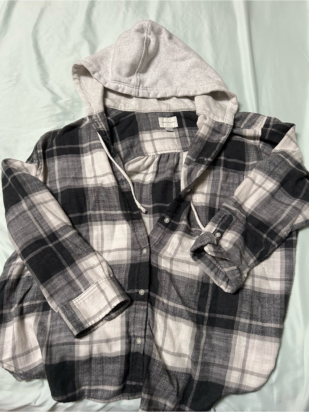 American Eagle women Gray & Black Plaid Hooded Flannel Shirt